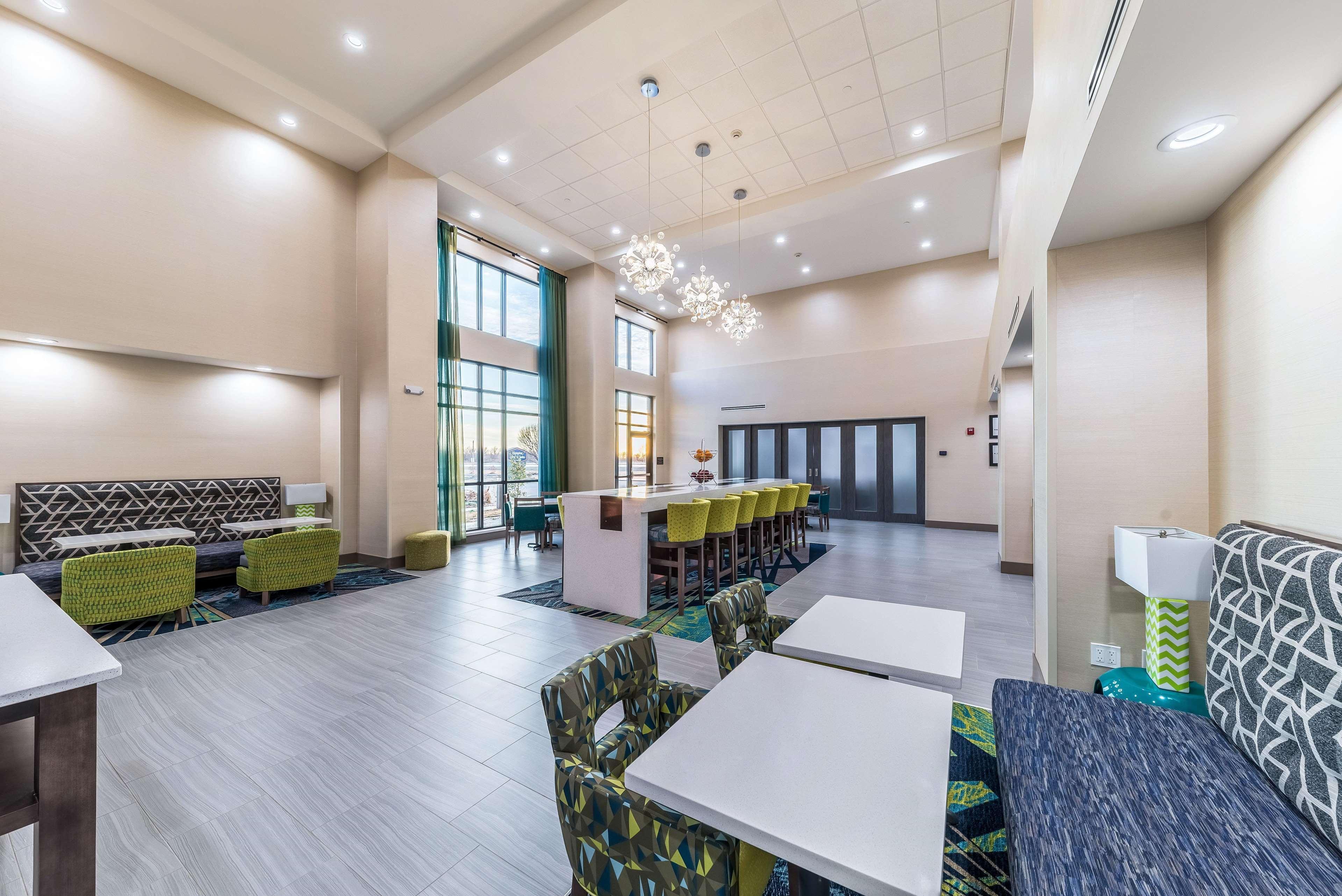 Hampton Inn & Suites Pryor, Ok Pryor Creek Bagian luar foto