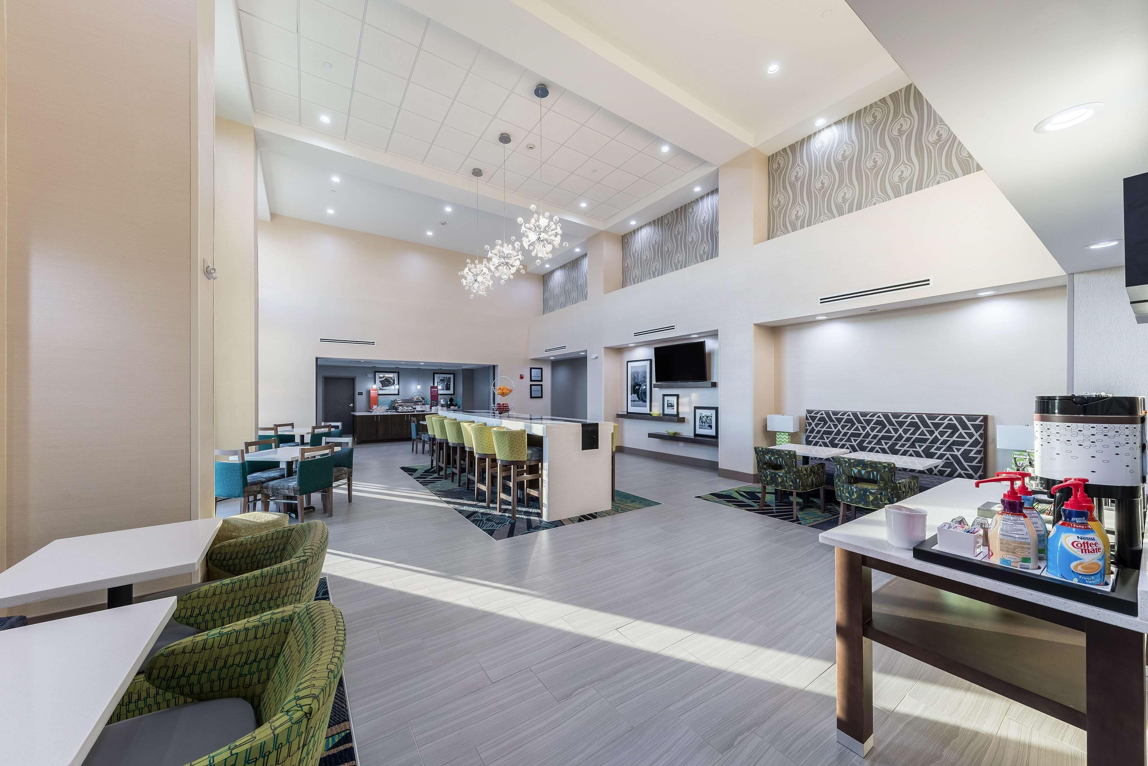 Hampton Inn & Suites Pryor, Ok Pryor Creek Bagian luar foto