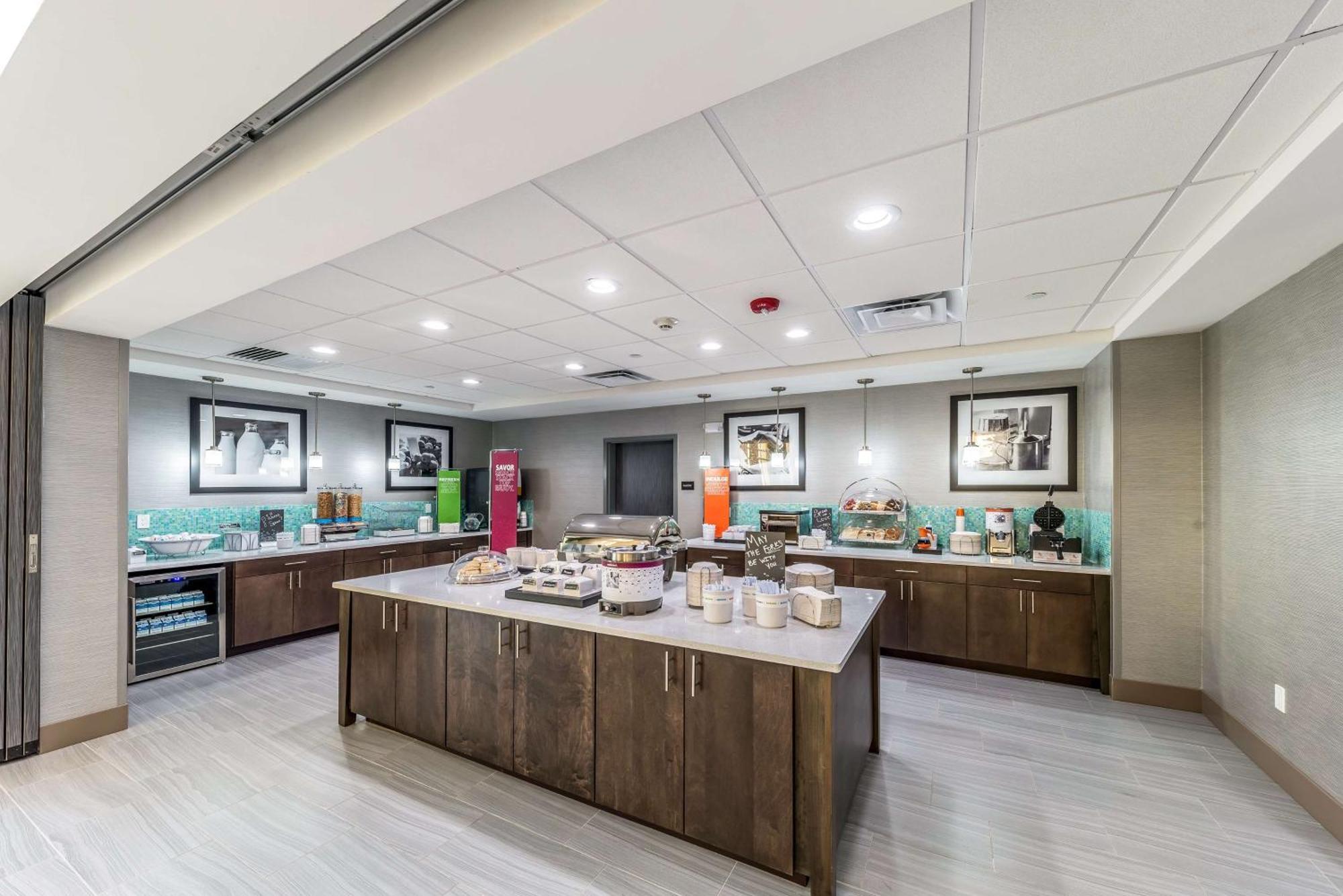 Hampton Inn & Suites Pryor, Ok Pryor Creek Bagian luar foto